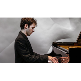 Chopin, Concerto pour piano n°2 - Alexandre Kantarow 