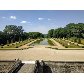 Château de Breteuil, jardins et scènes de contes