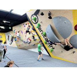 Vertical’Art, 13 Salles En France 